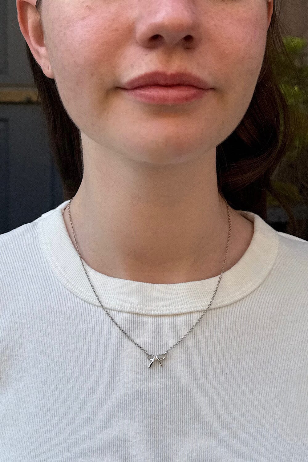 Bow Necklace