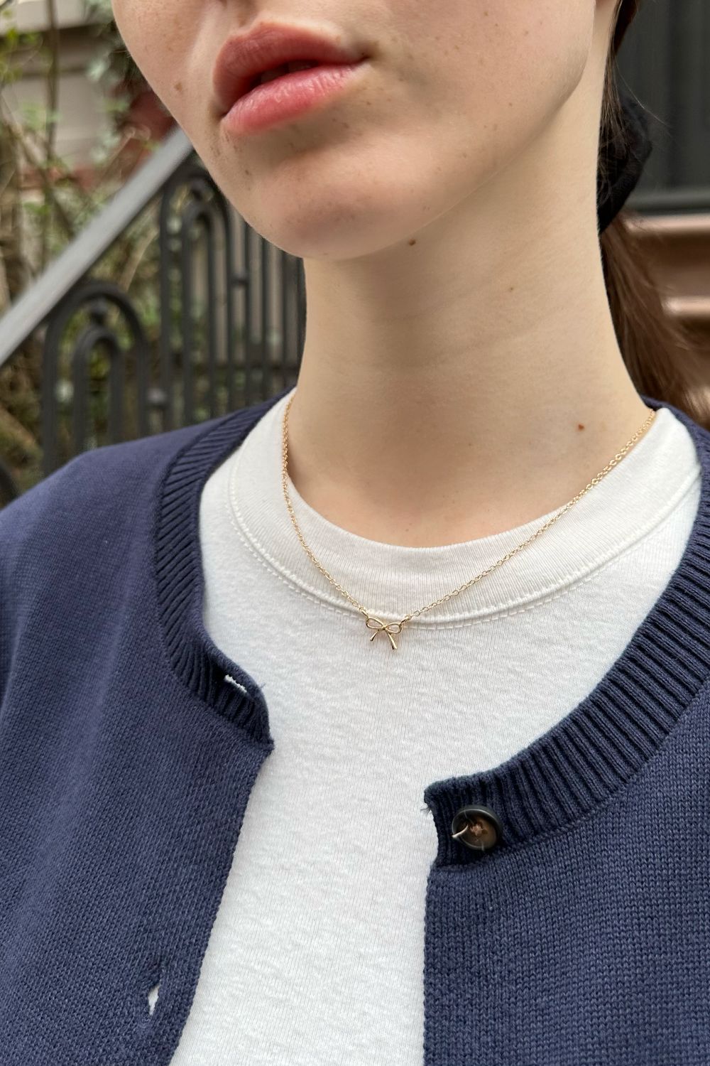 Bow Necklace