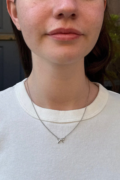 Bow Necklace